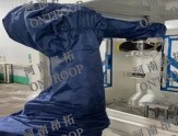 減少停機時間：高性能防護服如何提升上下料效率？